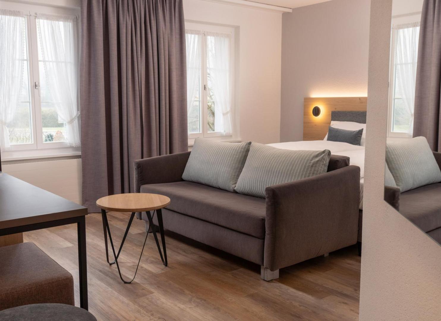 Hotel Restaurant Kreuz Kaiserstuhl Eksteriør billede