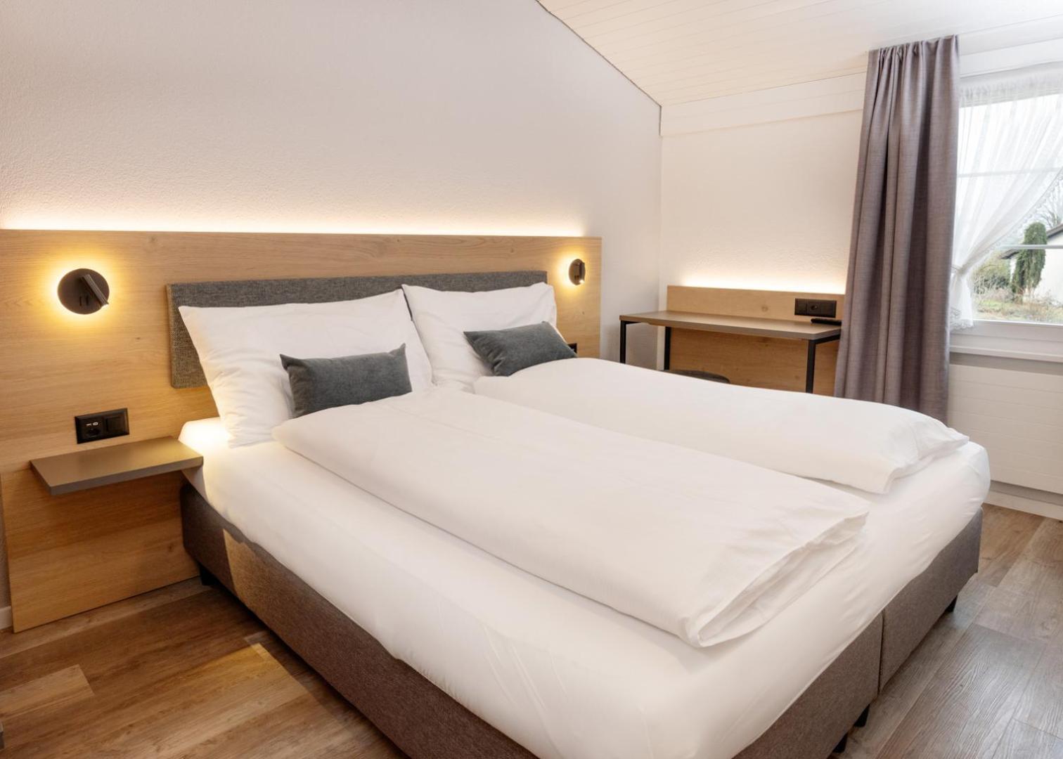 Hotel Restaurant Kreuz Kaiserstuhl Eksteriør billede