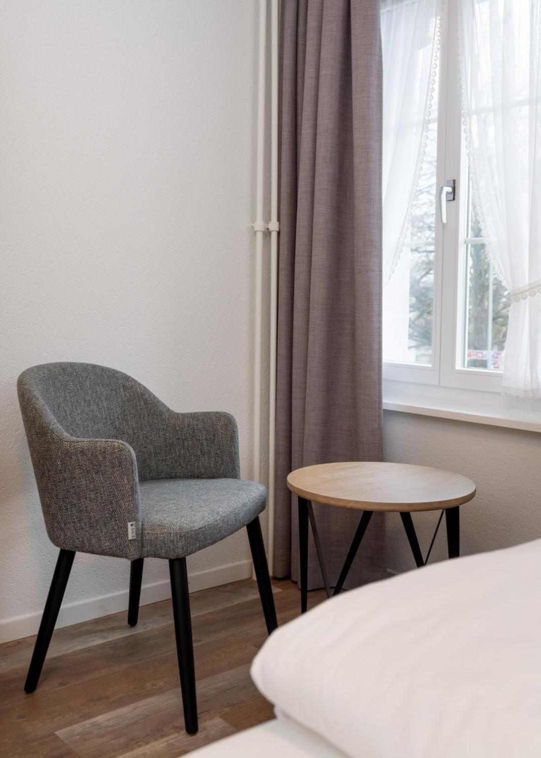 Hotel Restaurant Kreuz Kaiserstuhl Eksteriør billede