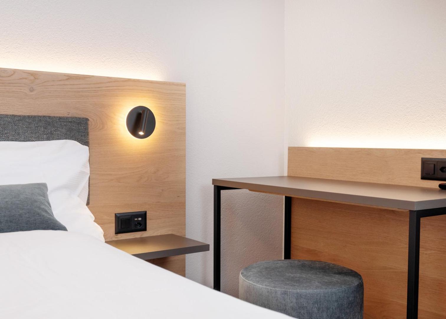 Hotel Restaurant Kreuz Kaiserstuhl Eksteriør billede
