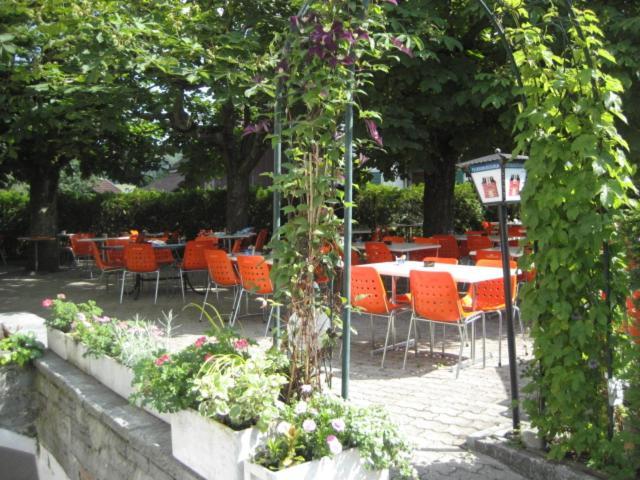 Hotel Restaurant Kreuz Kaiserstuhl Eksteriør billede